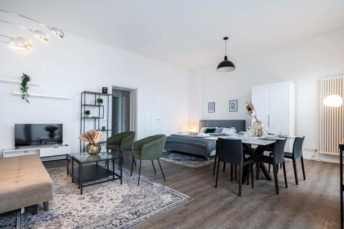 Homely Berlin - Spacious, Modern, S-Bahn Nearby , Groups & Families מראה חיצוני תמונה
